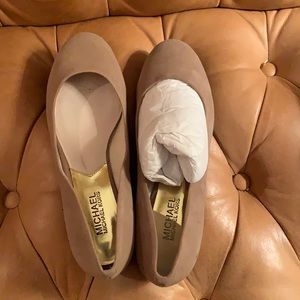 MK Flats Suede Beige. Worn once. A little big for me. Sz 8